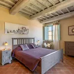 In Historic Hamlet In Val D'orcia *