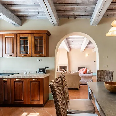 In Historic Hamlet In Val D'orcia Apartman