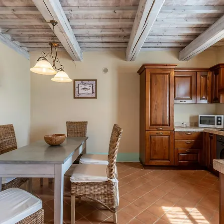 In Historic Hamlet In Val D'orcia * Trequanda